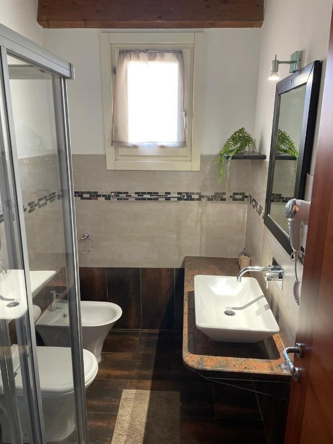 Il Vicoletto Guest House Porto Torres Luaran gambar