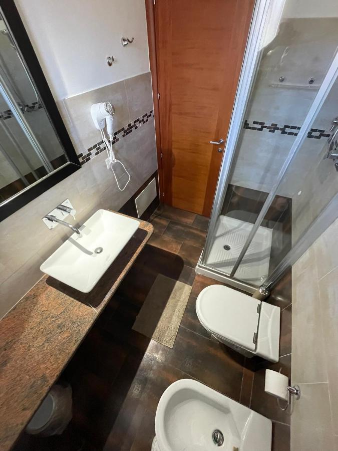 Il Vicoletto Guest House Porto Torres Luaran gambar